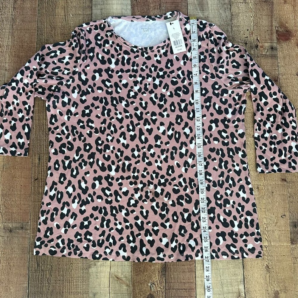 Kim Rogers perfectly soft three quarter sleeve pink leopard crew neck top women' - Picture 7 of 11